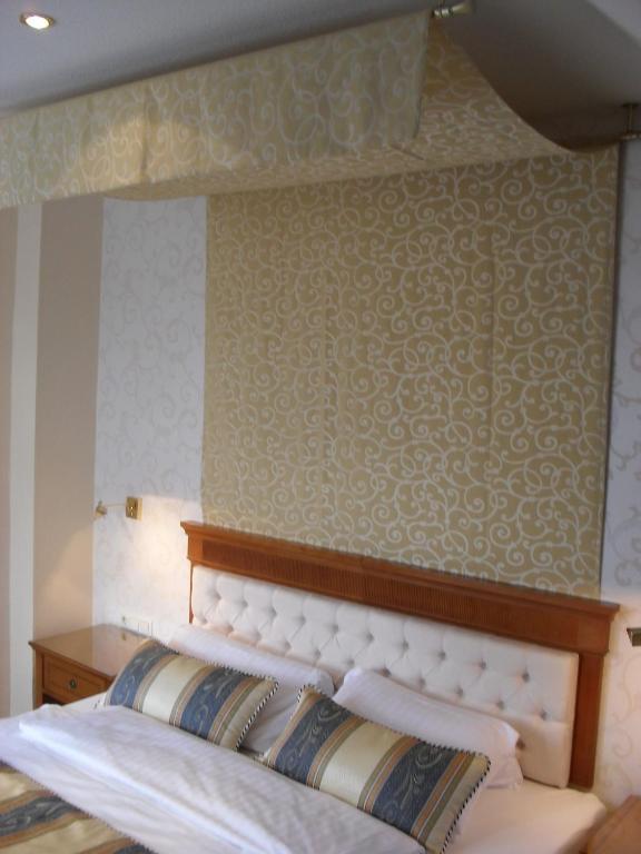 In Piazza Hotell Bad Klosterlausnitz Rum bild