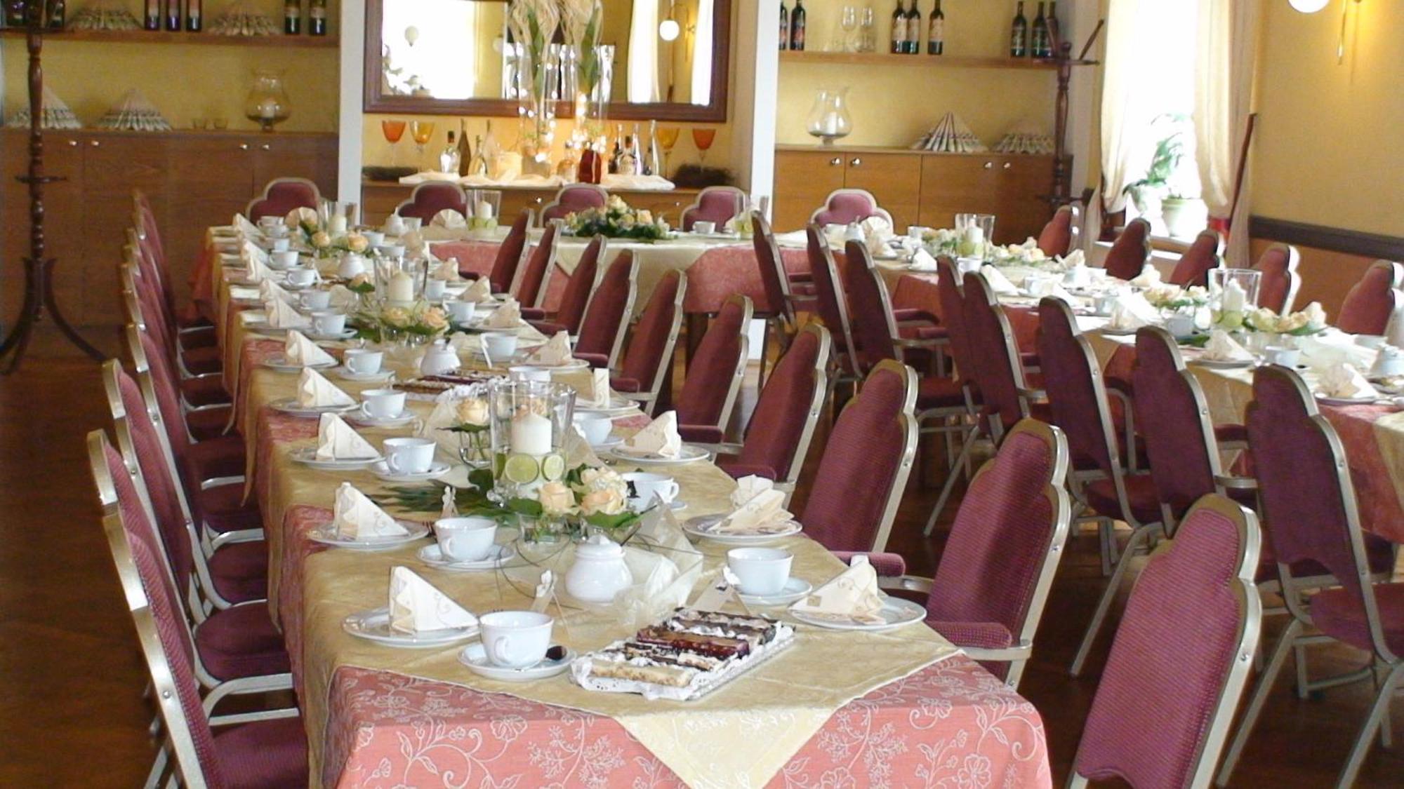 In Piazza Hotell Bad Klosterlausnitz Exteriör bild