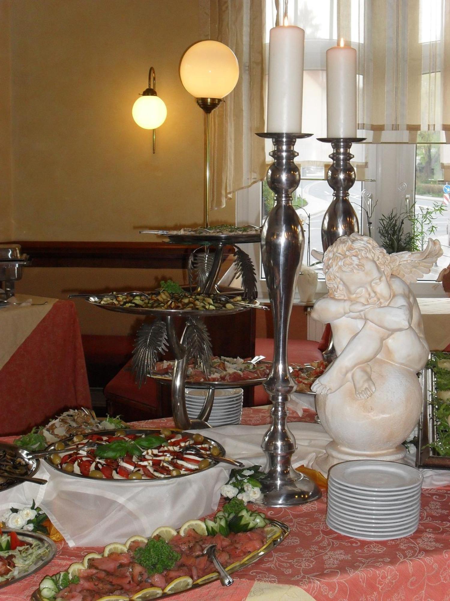 In Piazza Hotell Bad Klosterlausnitz Exteriör bild