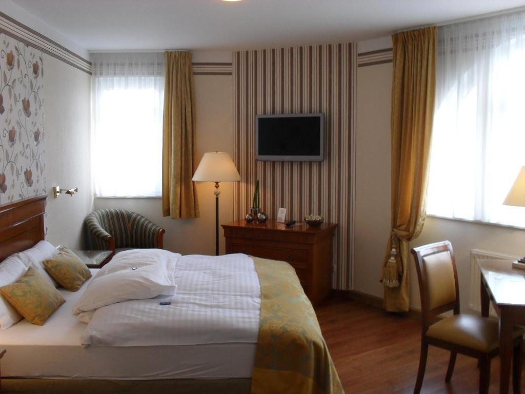 In Piazza Hotell Bad Klosterlausnitz Rum bild