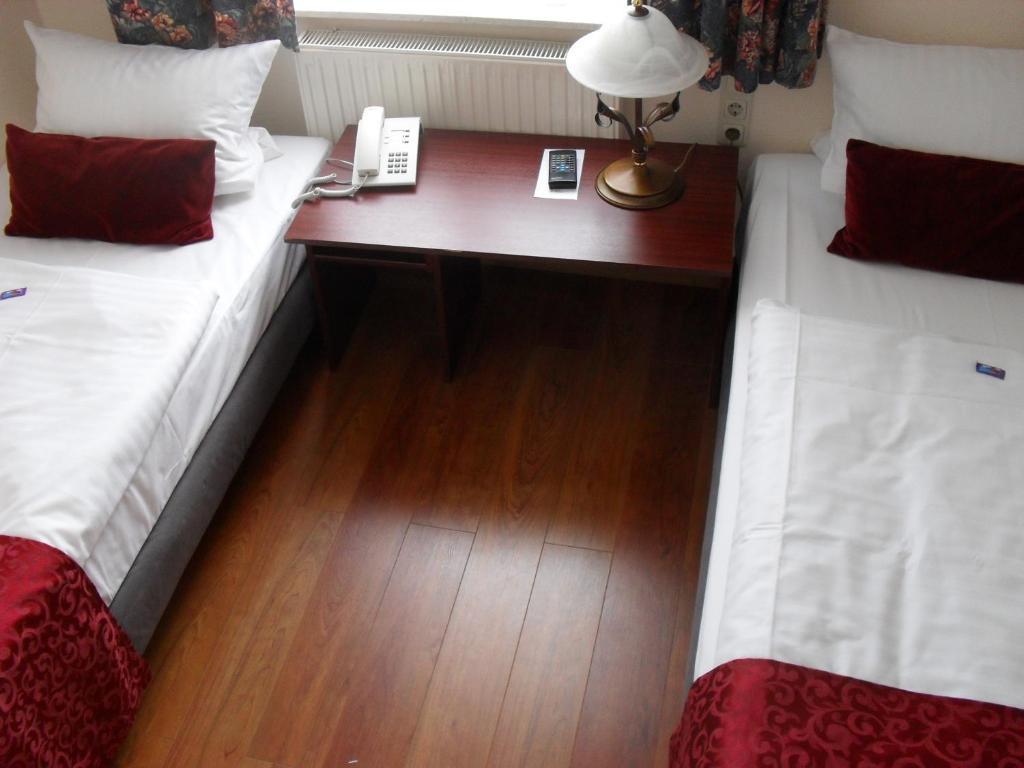 In Piazza Hotell Bad Klosterlausnitz Rum bild