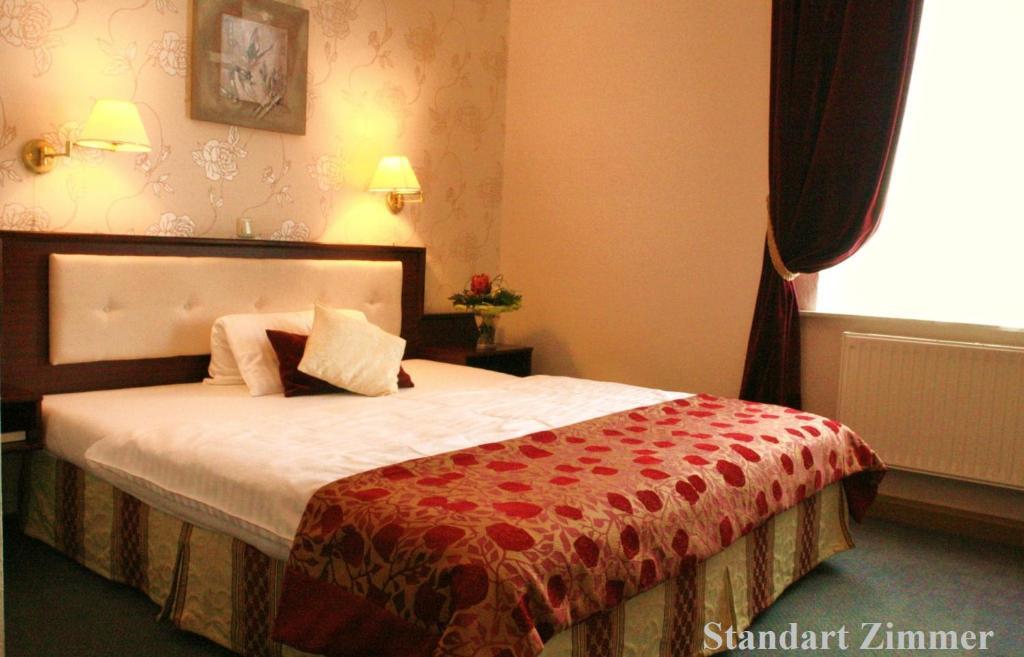 In Piazza Hotell Bad Klosterlausnitz Exteriör bild